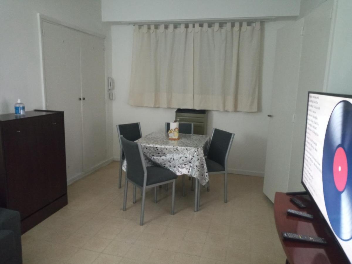 Apartment 1 Ambiente Pleno Centro-1 Cuadra Casino-peatonal-playa Punta Iglesias-popular